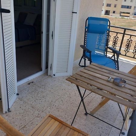 Vasilis House Apartment Dromolaxia ภายนอก รูปภาพ