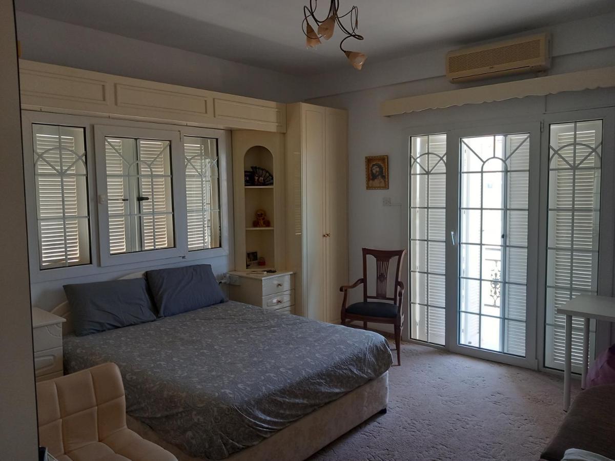 Vasilis House Apartment Dromolaxia ภายนอก รูปภาพ