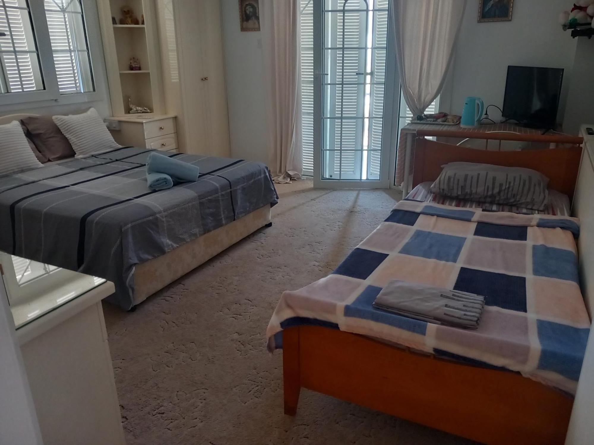 Vasilis House Apartment Dromolaxia ภายนอก รูปภาพ